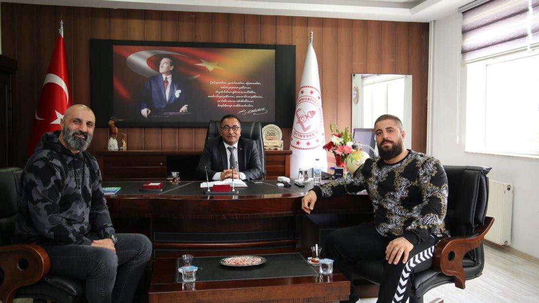  EBUEE Avrupa Boks şampiyonu Tuncelili Umut Camkıran'dan Müdürlüğümüze Ziyaret