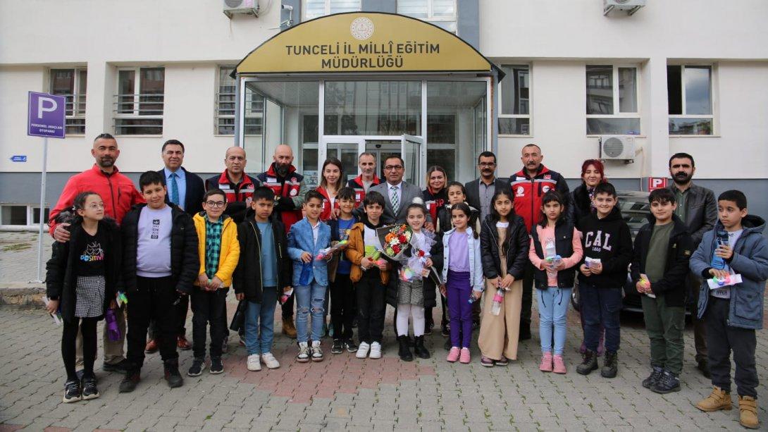 Latif Büyükdağ İlkokulu Öğrencilerinden MEB-AKUB'a Teşekkür Ziyareti