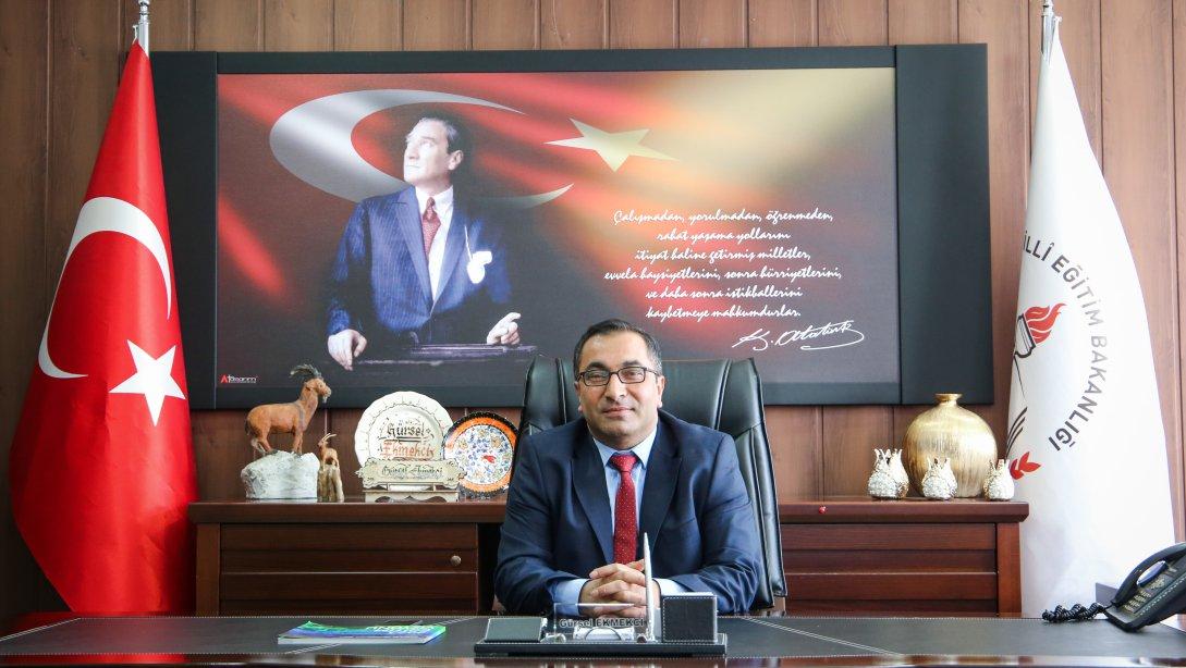İl Milli Eğitim Müdürümüz Sayın Gürsel Ekmekci İstiklal Marşı´nın kabulü ve Mehmet Akif Ersoy´u Anma Günü dolayısıyla bir mesaj yayınladı.