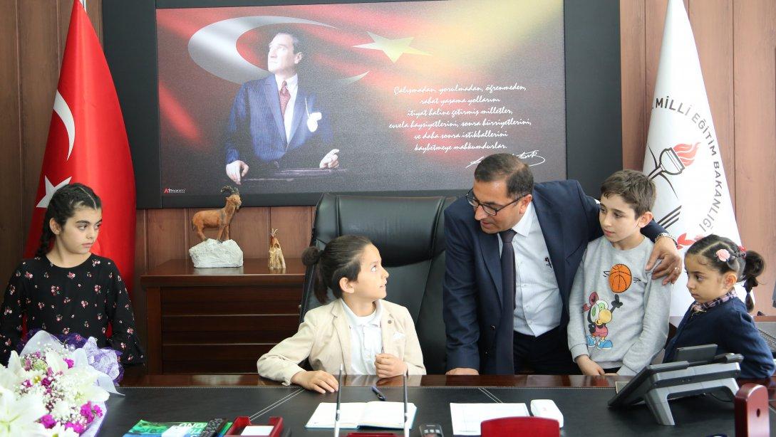 Şehit Nurgül Bayram Aladağ ve Özel Uğur Okulları İlkokulu Öğrencilerinden 23 Nisan Ziyareti