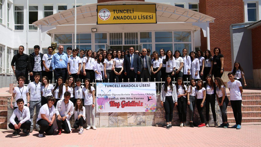 Tunceli Anadolu Lisesi TÜBİTAK 4006 Bilim Fuarı'nın Açılışı Yapıldı