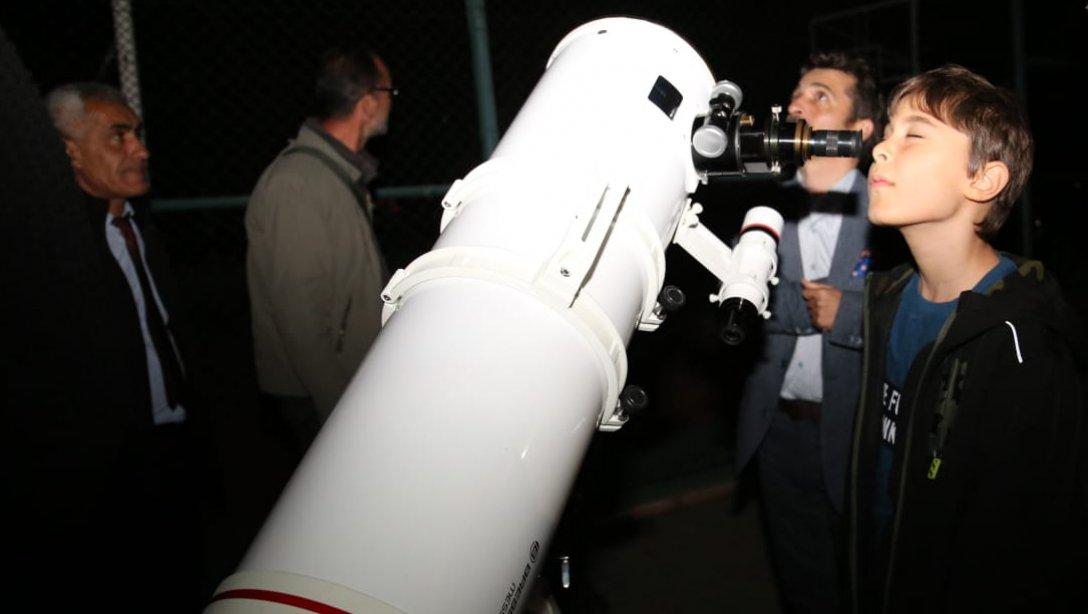 Öğrencilerimizin BİLSEM' de Teleskop Deneyimi 